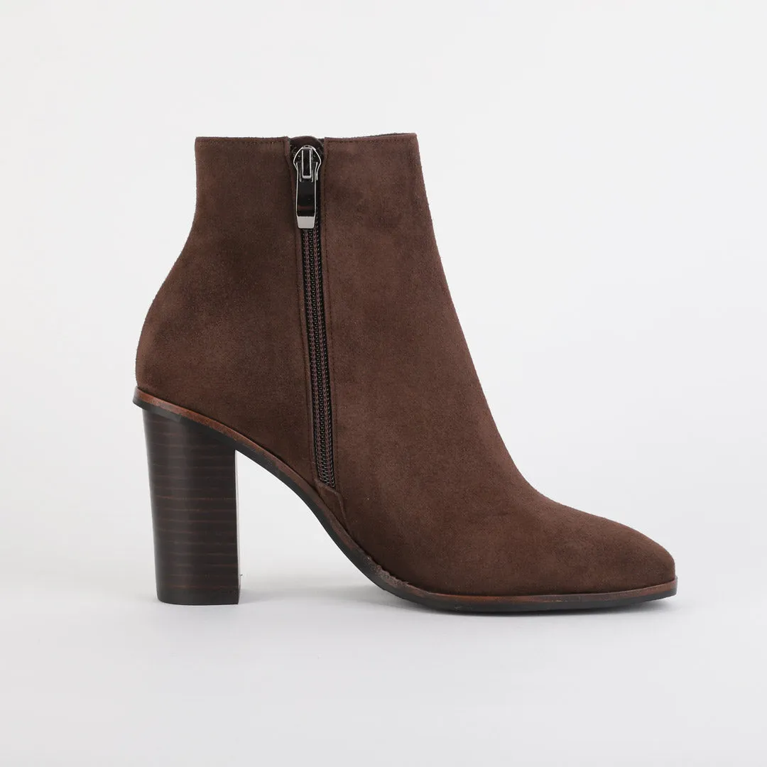 CHANNI - chunky heel suede ankle boots