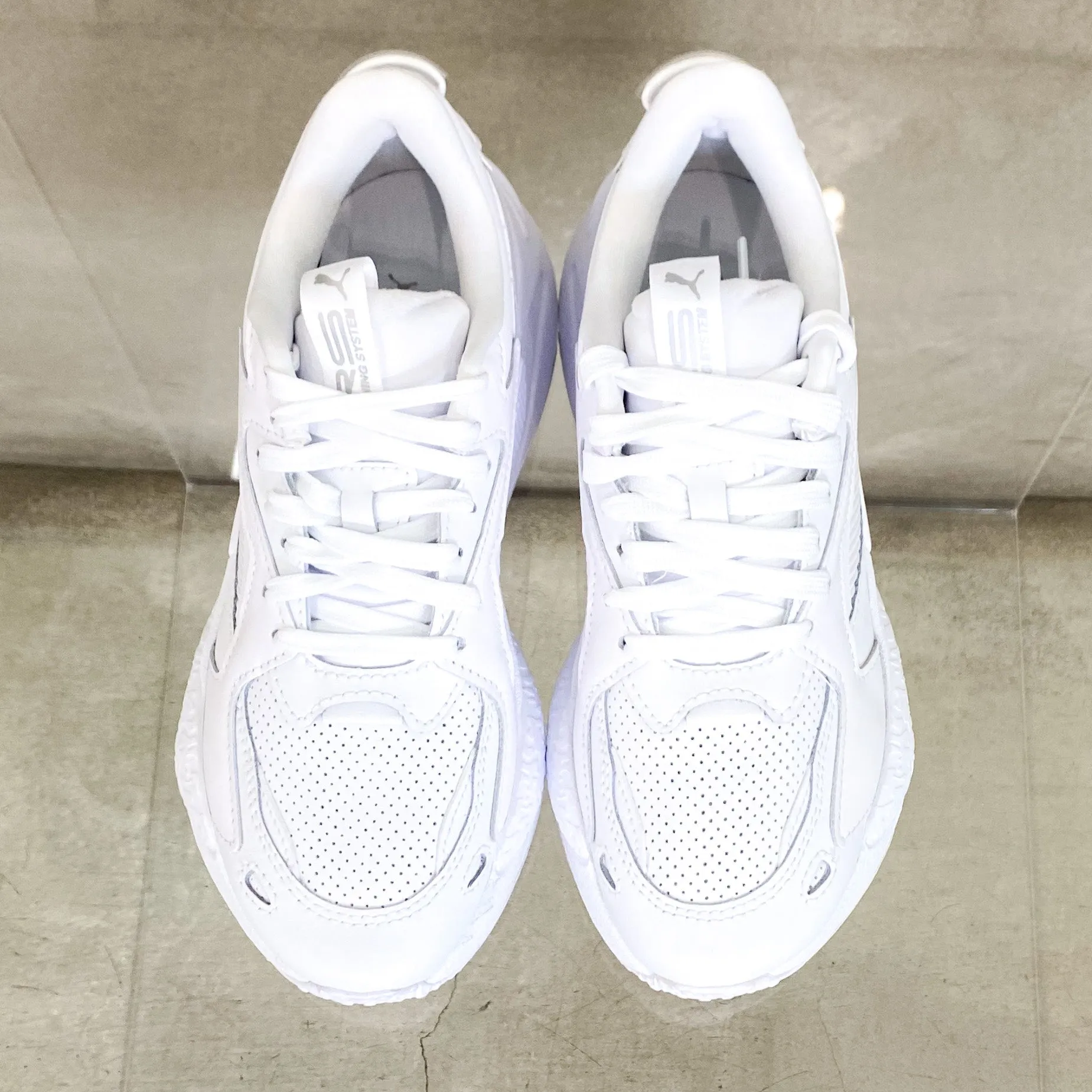 RS-Z Metallic Puma White