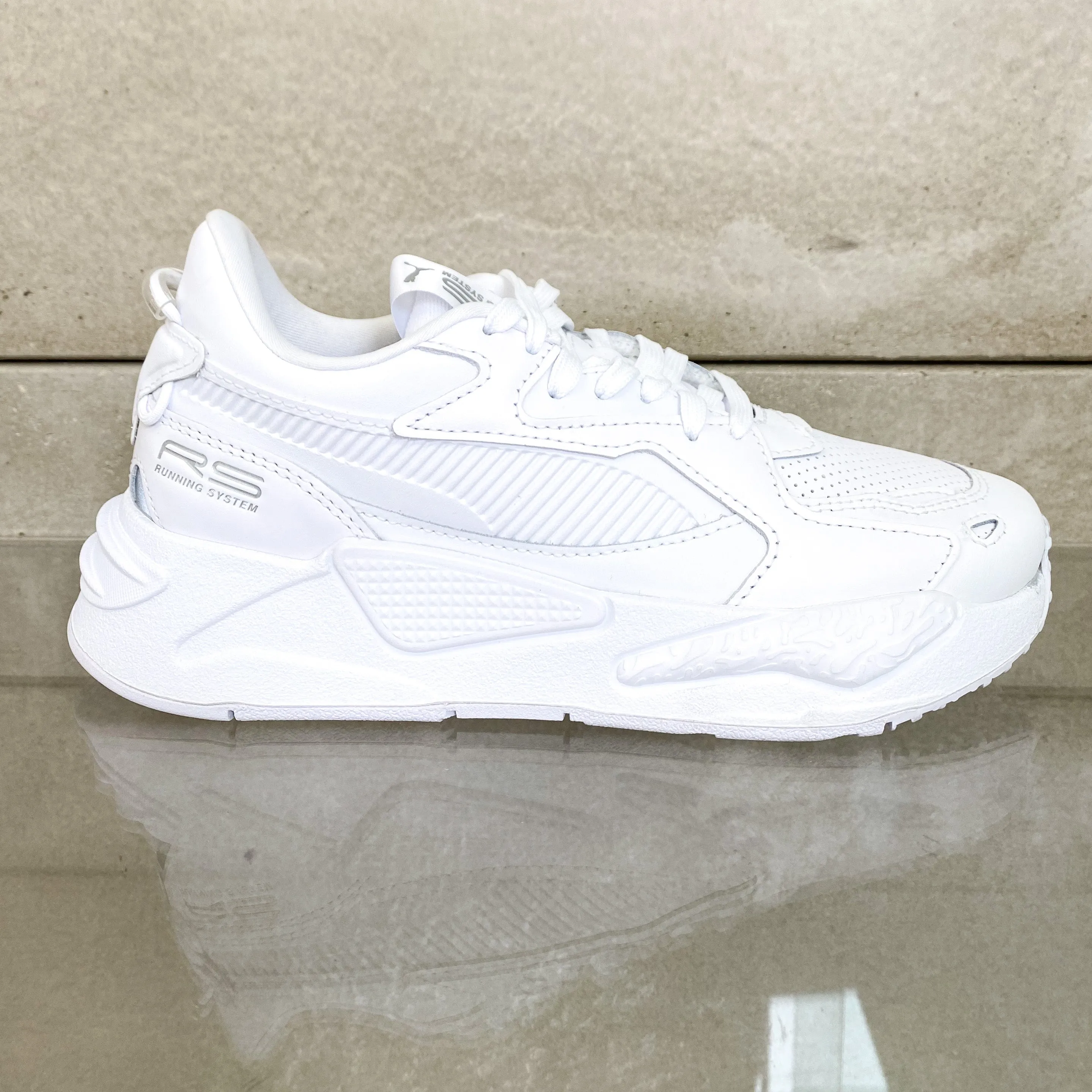 RS-Z Metallic Puma White